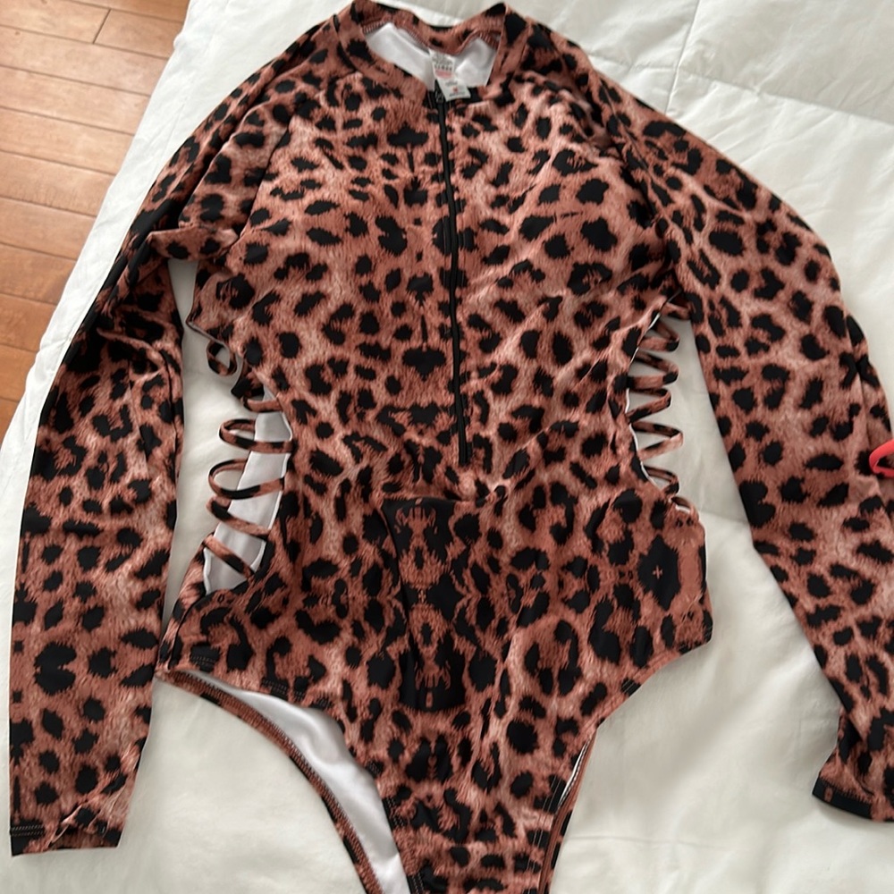 One piece bathing suit